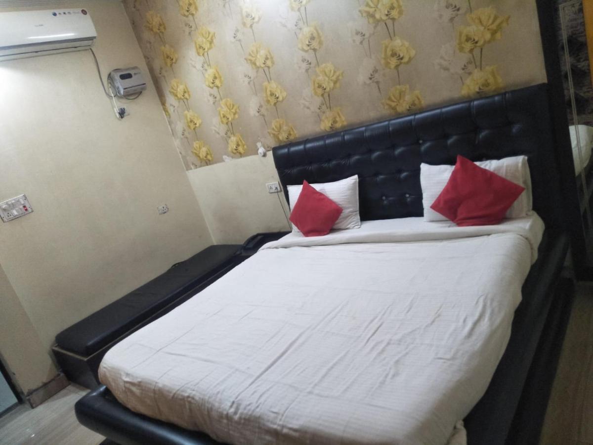 Hotel Shiv Mahima Inn By Wb Inn Prayagraj Luaran gambar