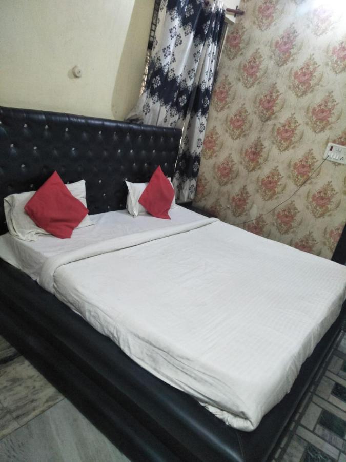 Hotel Shiv Mahima Inn By Wb Inn Prayagraj Luaran gambar