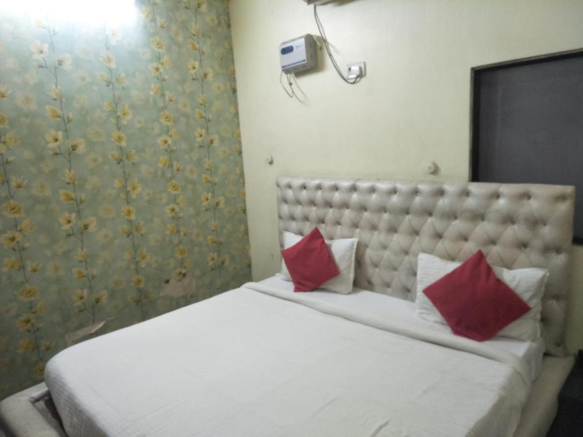 Hotel Shiv Mahima Inn By Wb Inn Prayagraj Luaran gambar